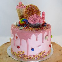 Drip Cake - Sweet Divine Cake